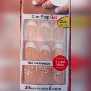 New Oval French Manicure with Glitter Accents w/adhesive strip